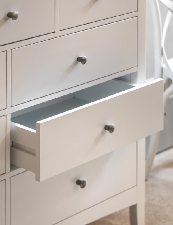Hastings 9 Drawer Chest