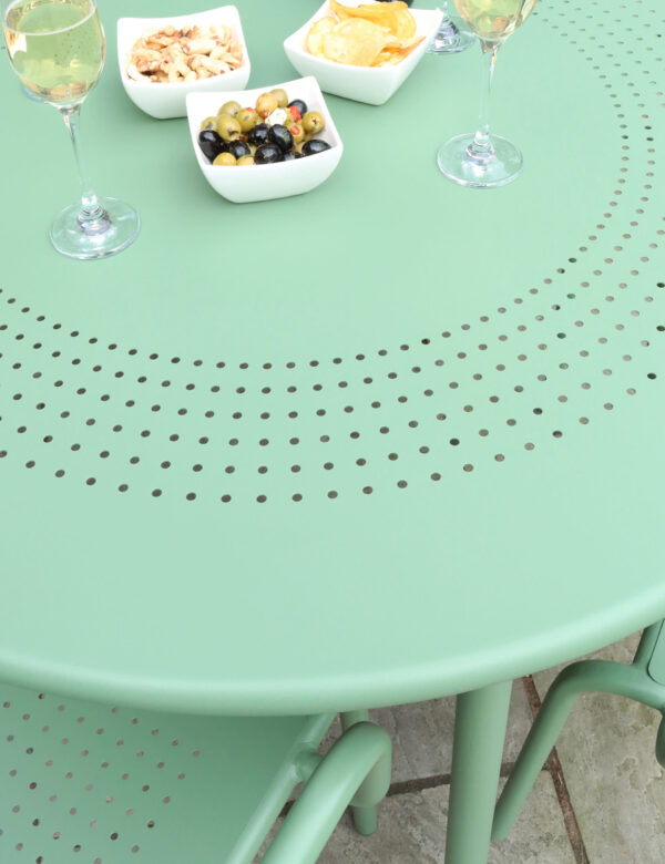 Porto 4 Seater Round Garden Table & Chairs