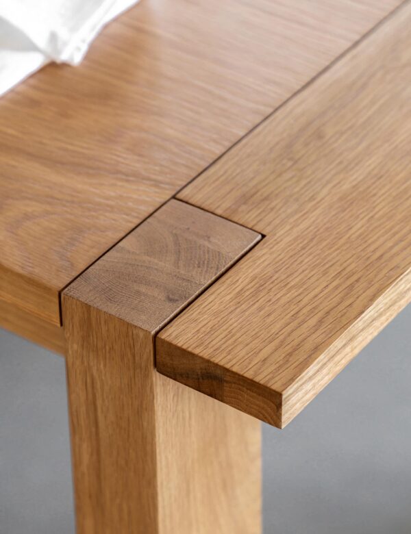 Sonoma™ 8-10 Seater Extending Dining Table