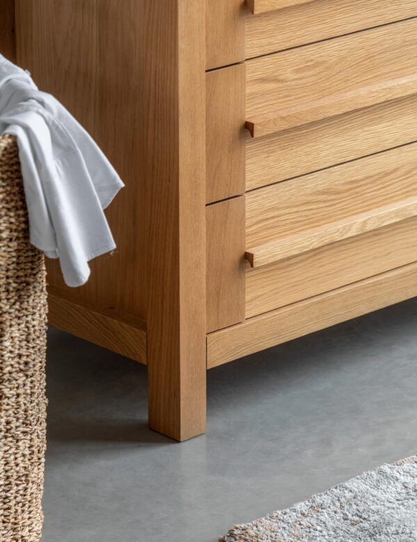 Sonoma™ Wide 4 Drawer Chest Sonoma™ Wide 4 Drawer Chest