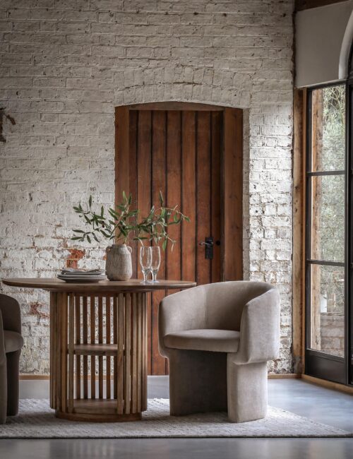 Voss Mango Wood Round Dining Table