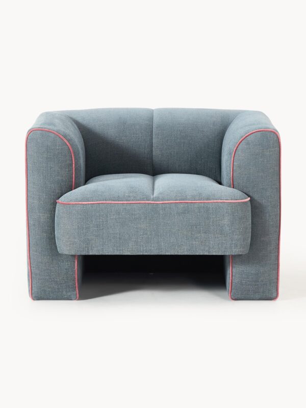 Armchair Bobi