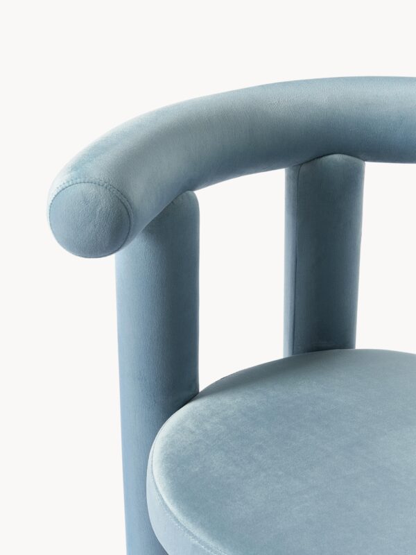 Velvet Upholstered Chair Calan
